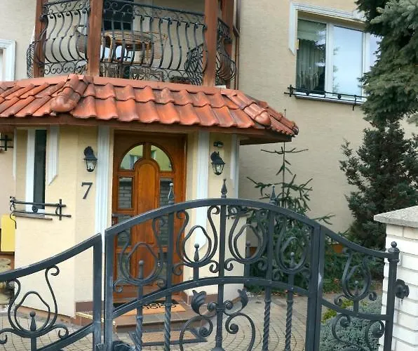 Deluxe 2 アパート