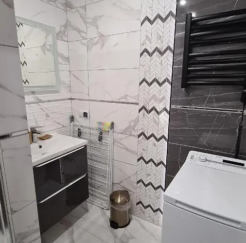 Deluxe 2 オシフィエンチム